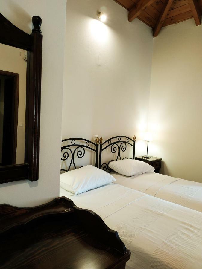Villa Conifera Zakynthos Town Luaran gambar